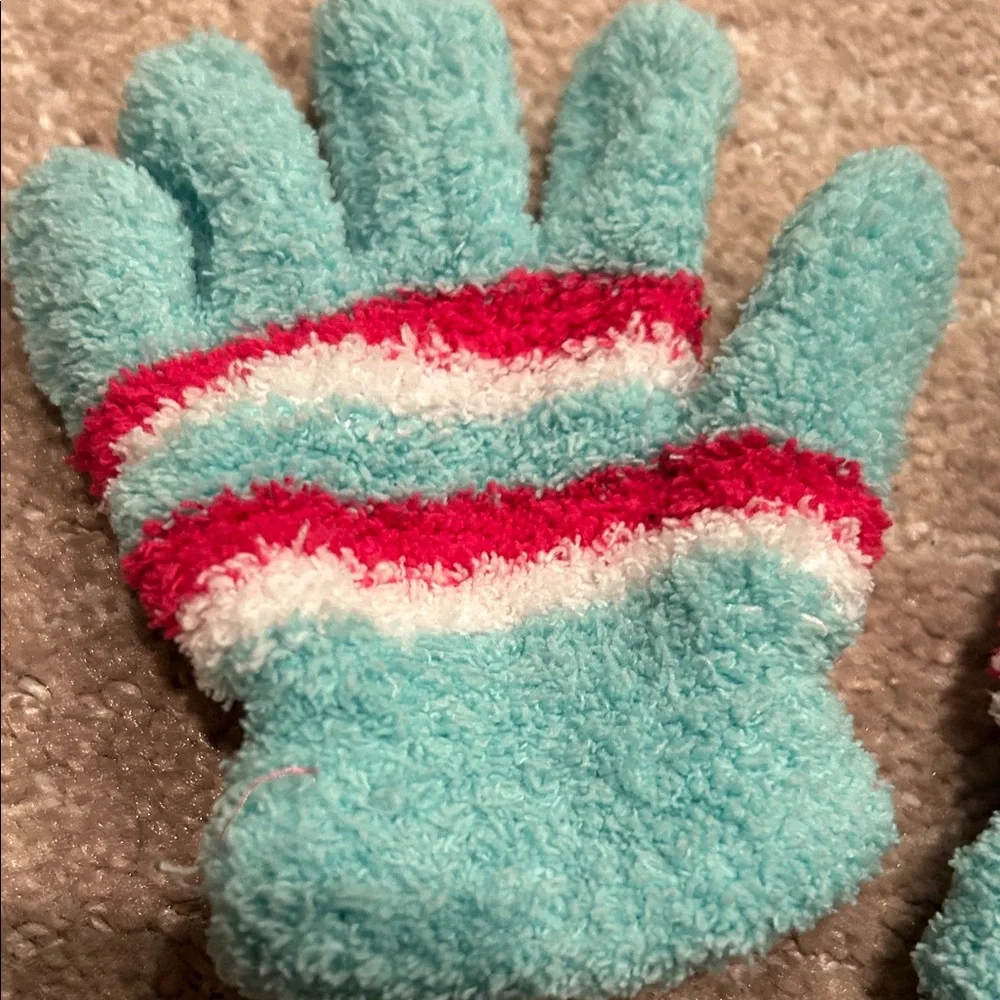 Kids' Cozy Winter Gloves Set - Red and Blue
